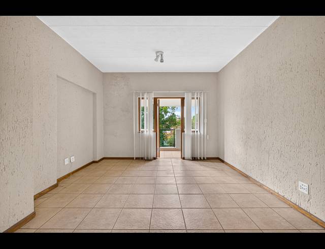 2 BEDROOM APARTMENT FOR SALE IN PAULSHOF